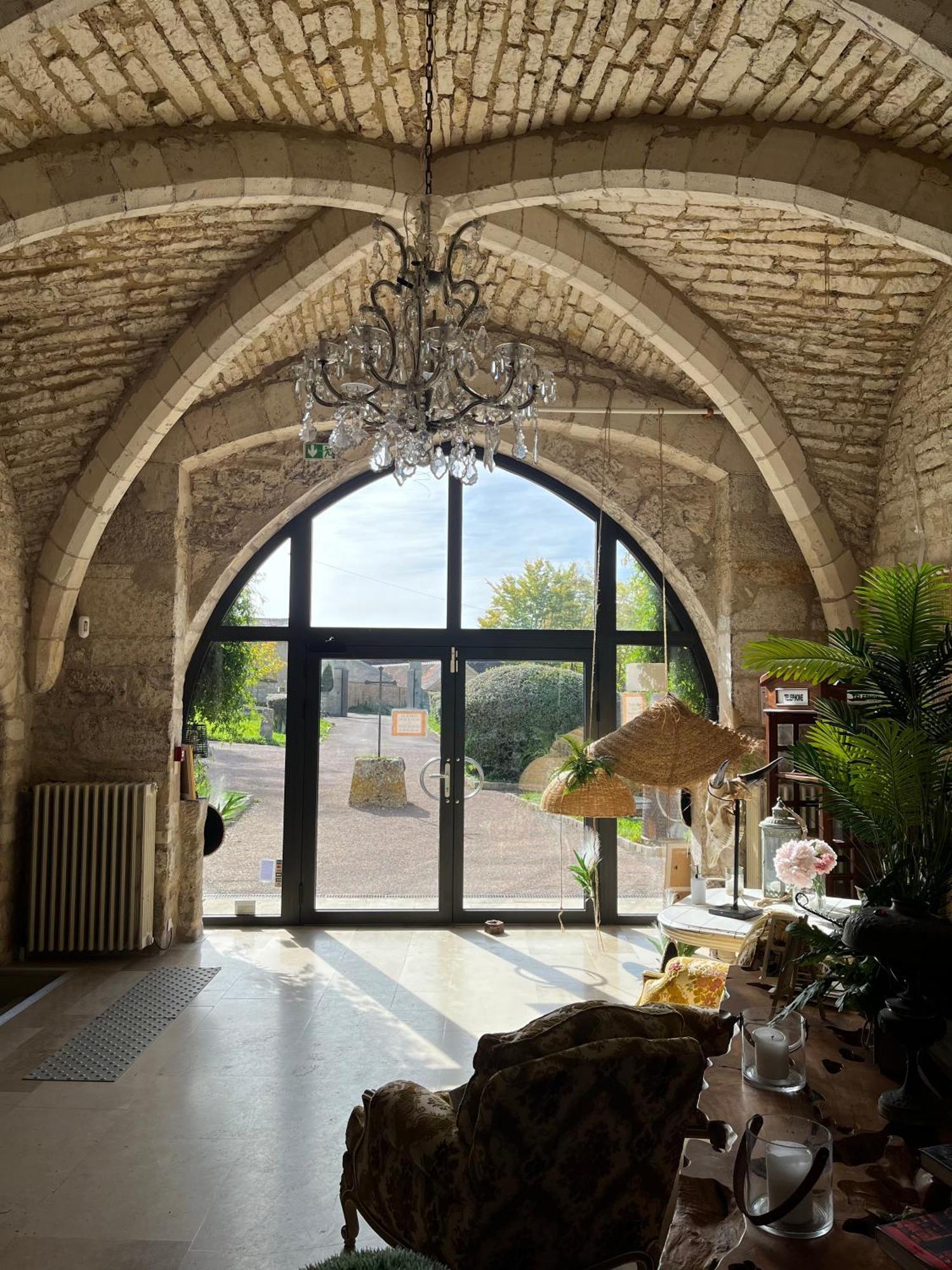 L'Abbaye Saint Michel Bed and Breakfast Tonnerre Eksteriør billede