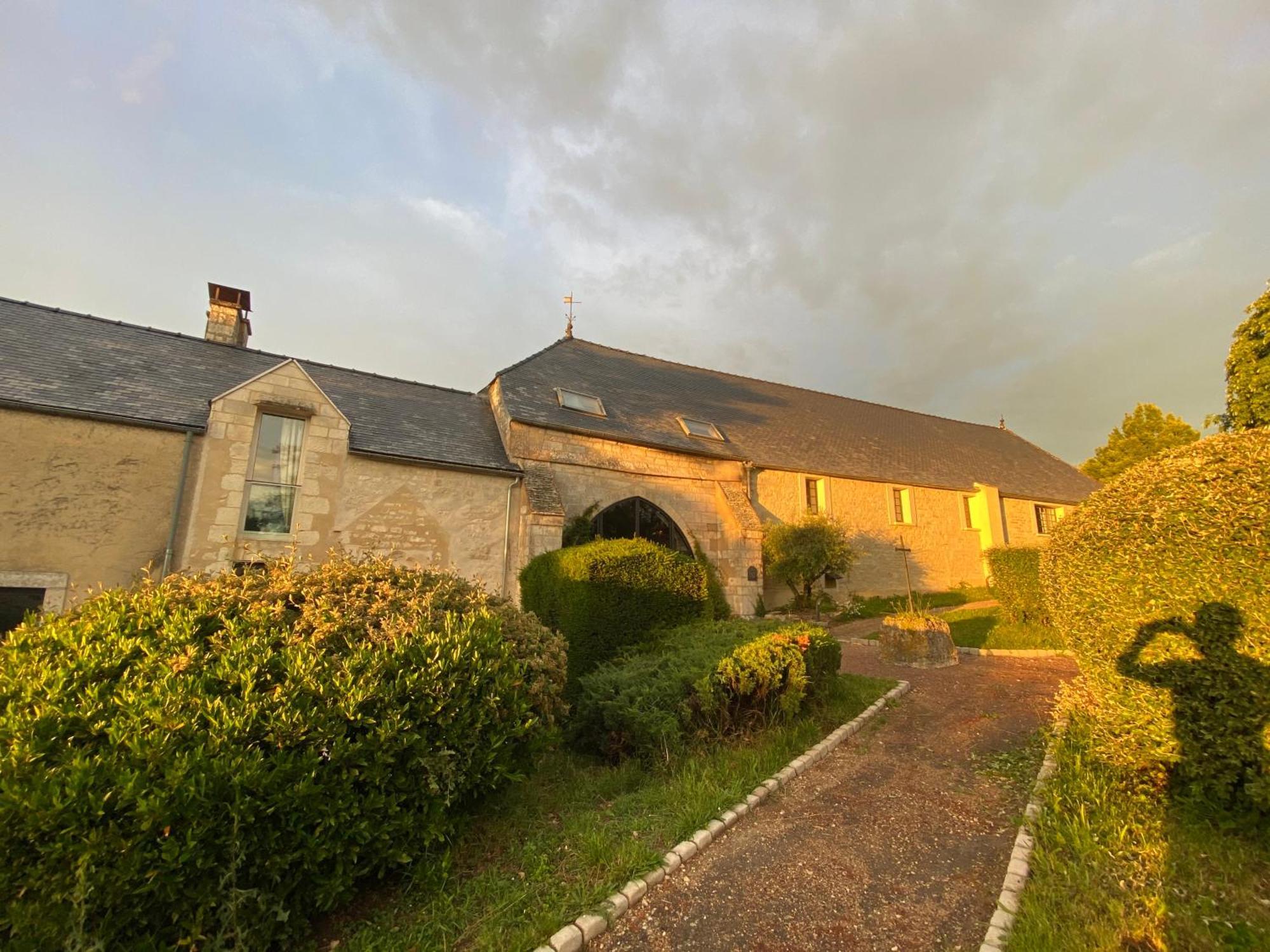 L'Abbaye Saint Michel Bed and Breakfast Tonnerre Eksteriør billede