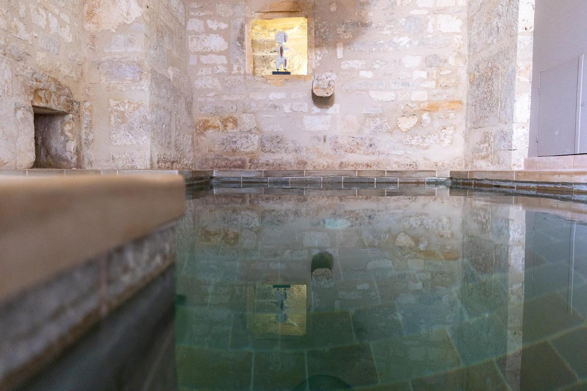 L'Abbaye Saint Michel Bed and Breakfast Tonnerre Eksteriør billede